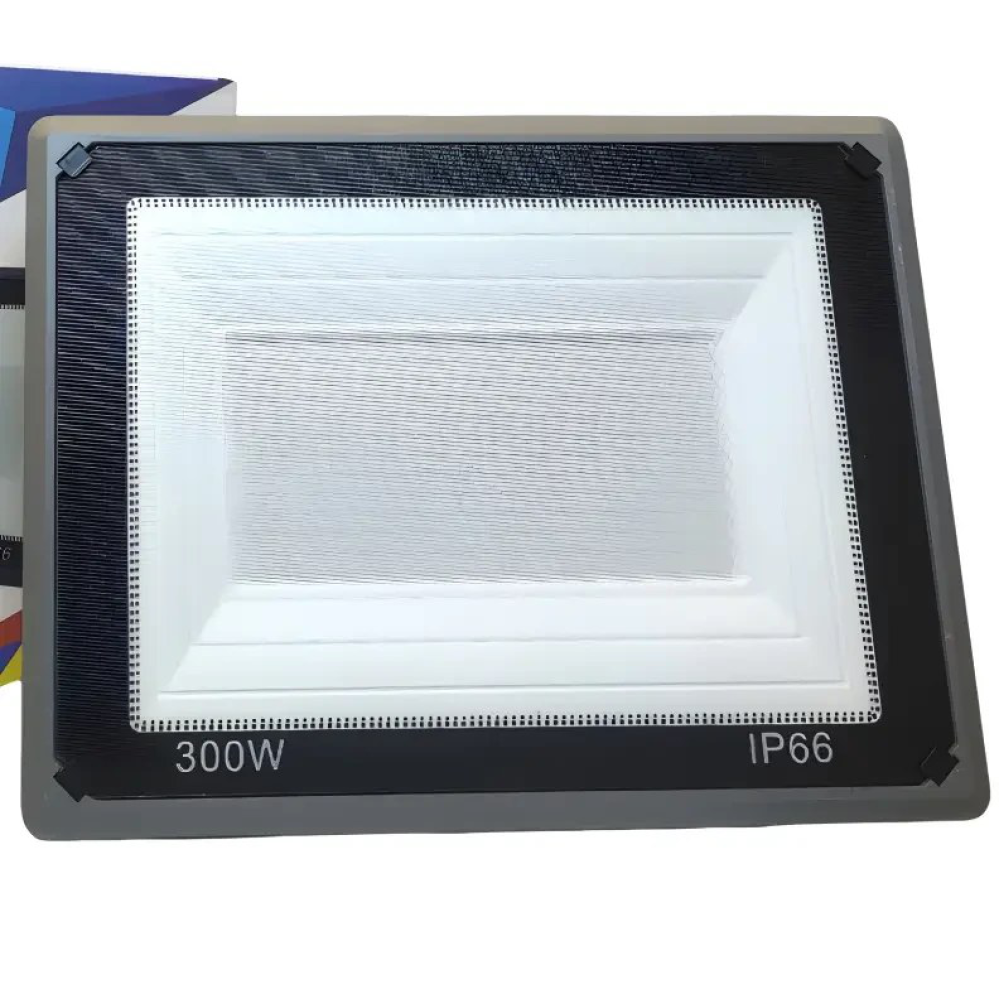 پرژكتور IP66 اس ام دي 300 وات آفتابي ( 6 عددي ) - آريانا 